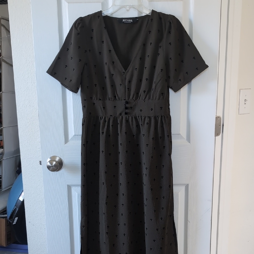 Green And Black Midi Dress